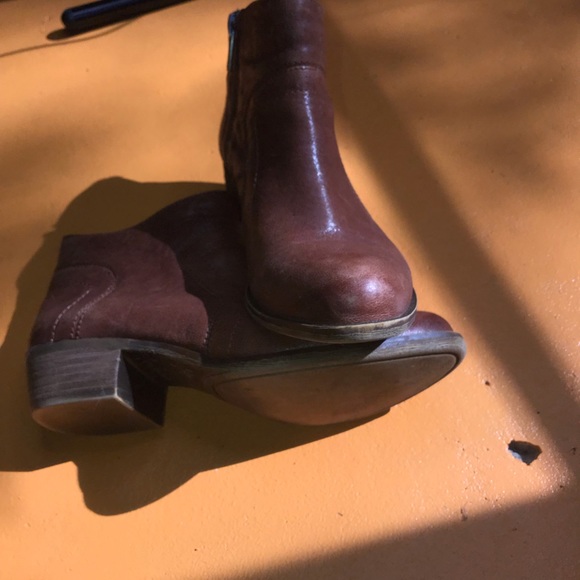 Lucky Brand Tan Booties - Picture 7 of 8